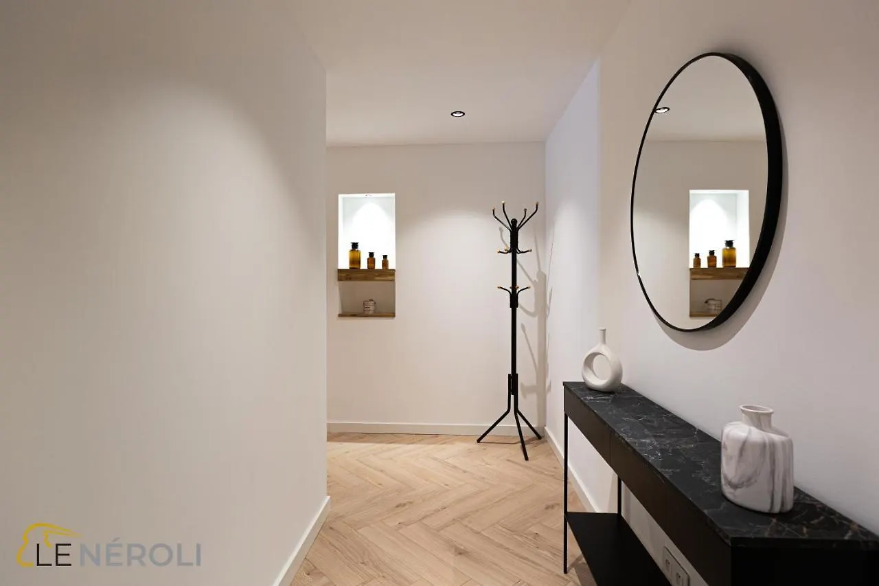 The Neroli Elegant And Spacious Ideally Located Grasse